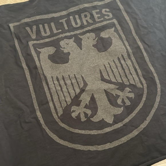 Yeezy Vultures boxy tshirt - Picture 4 of 5
